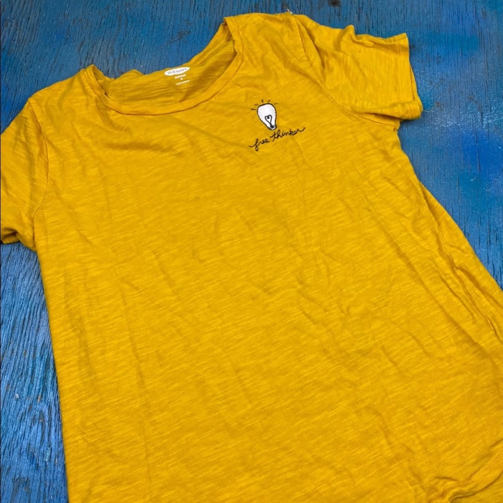 😎Old Navy Free Thinker T-Shirt 😎